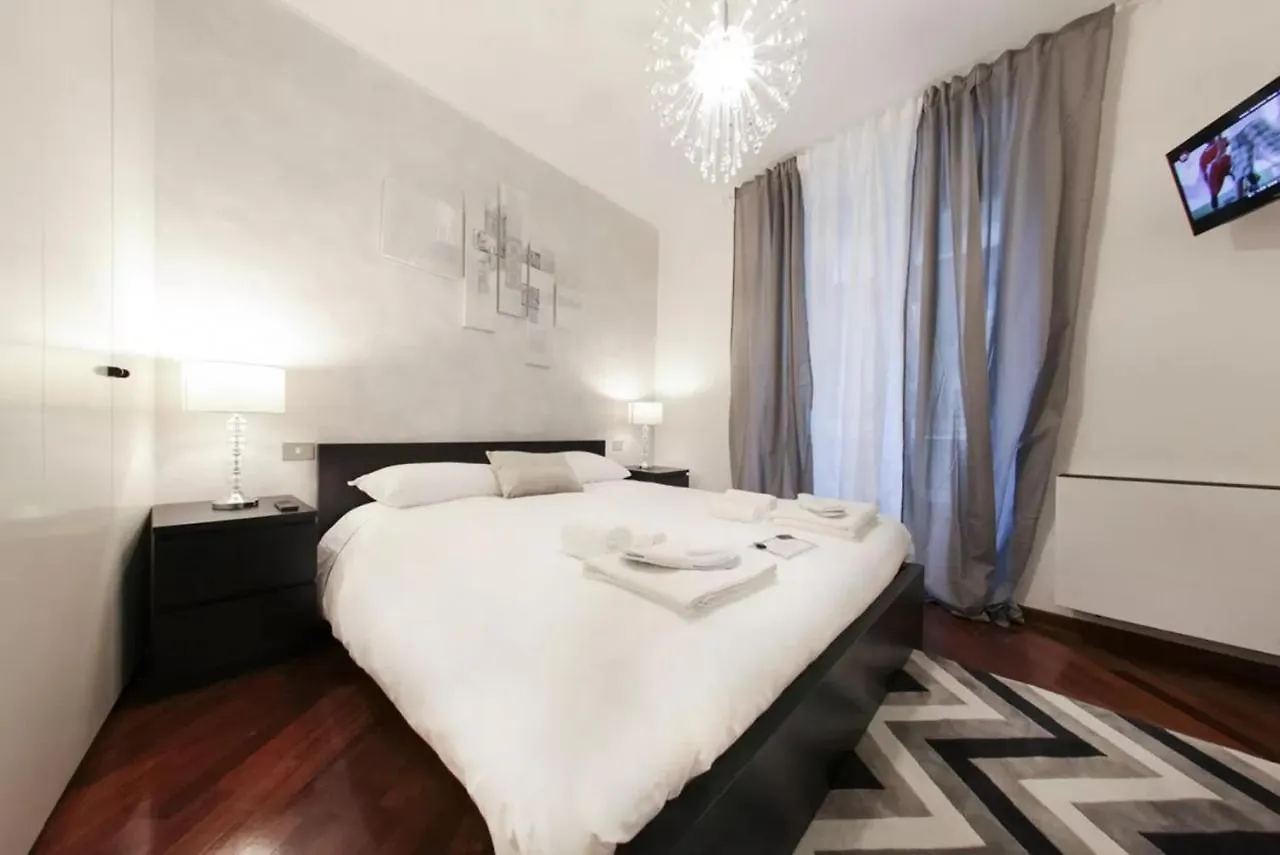 Italianway - Unione 8 Apartment Milan